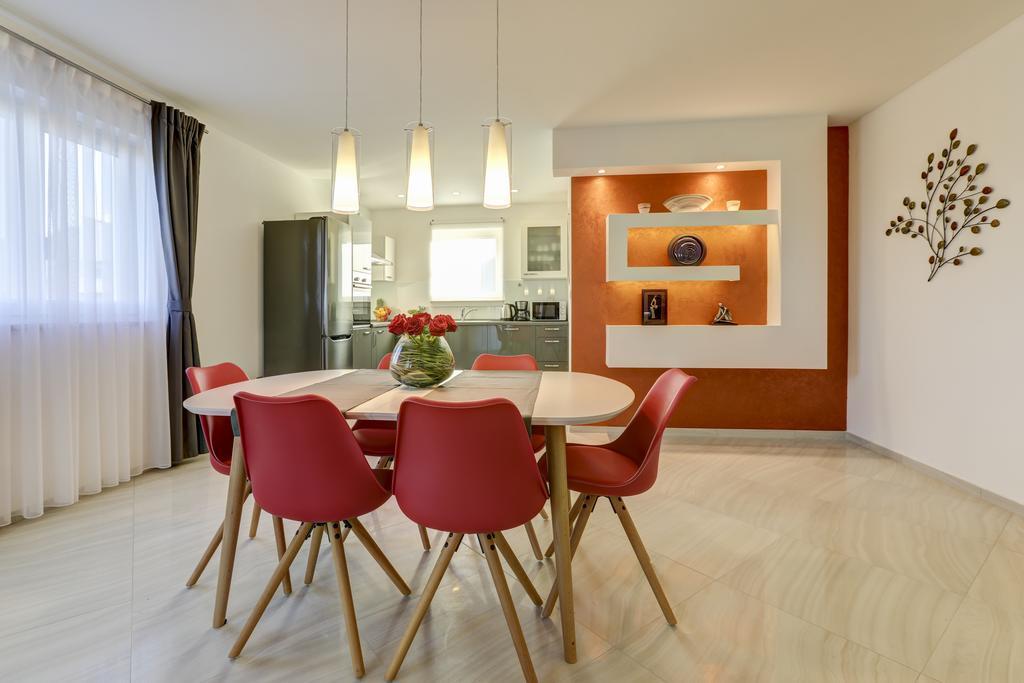 Viras Luxury Holiday Premantura Exterior photo